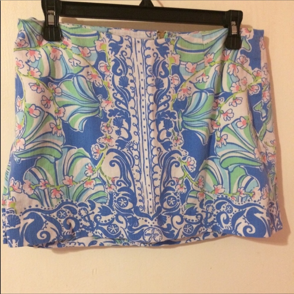 Lilly Pulitzer mini skirt size 8